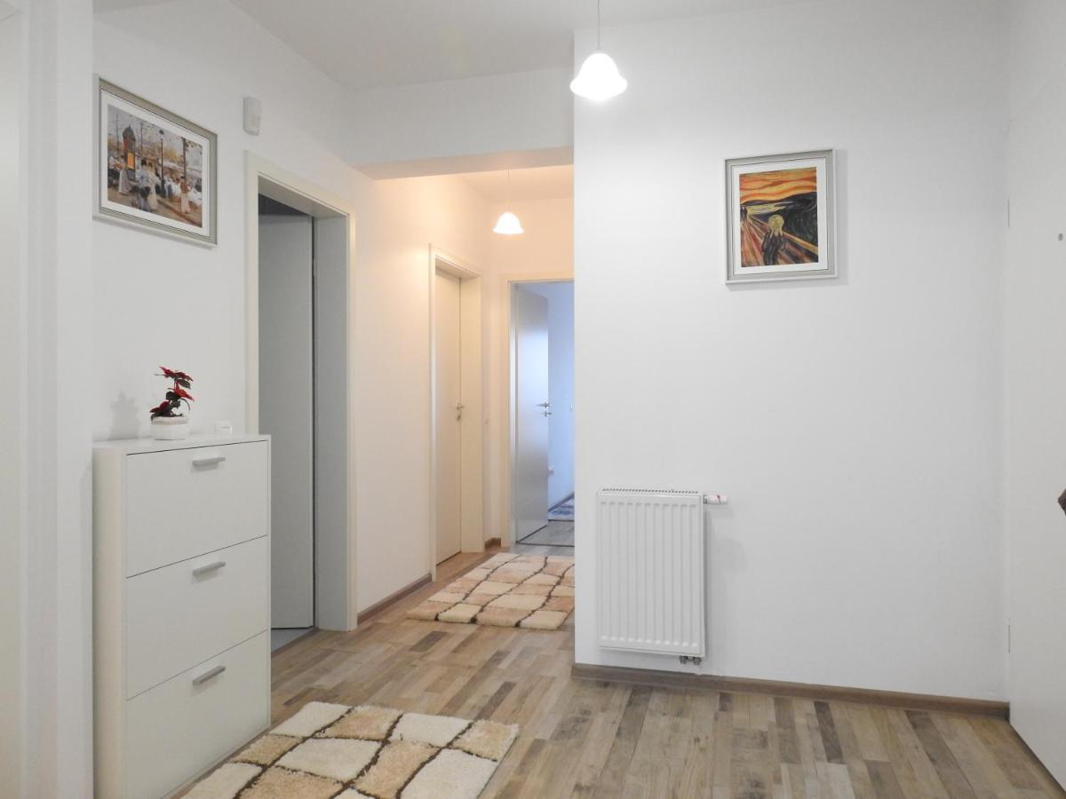 Trust Apartaments 2 Brasov Ngoại thất bức ảnh