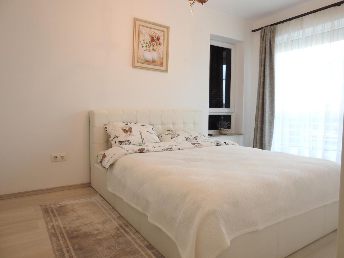 Trust Apartaments 2 Brasov Ngoại thất bức ảnh