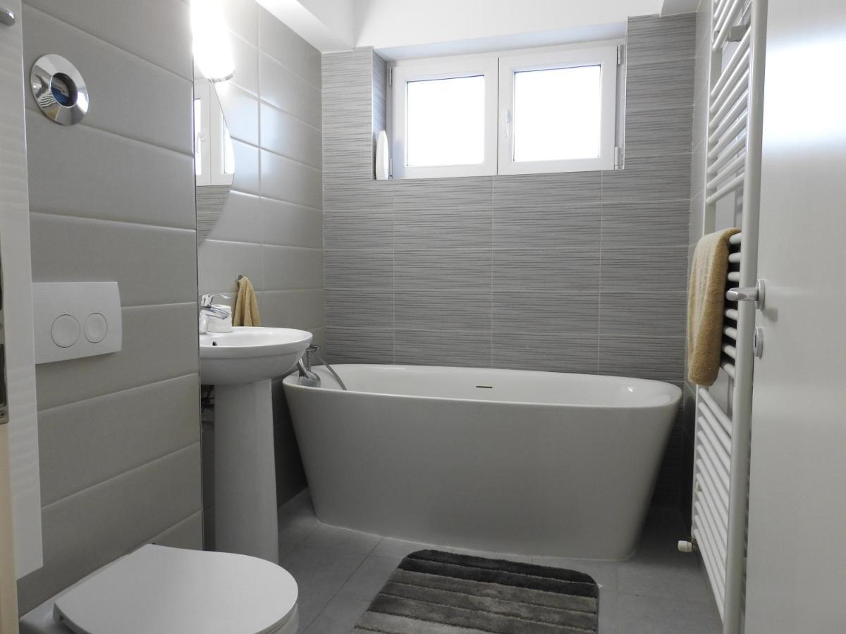 Trust Apartaments 2 Brasov Ngoại thất bức ảnh